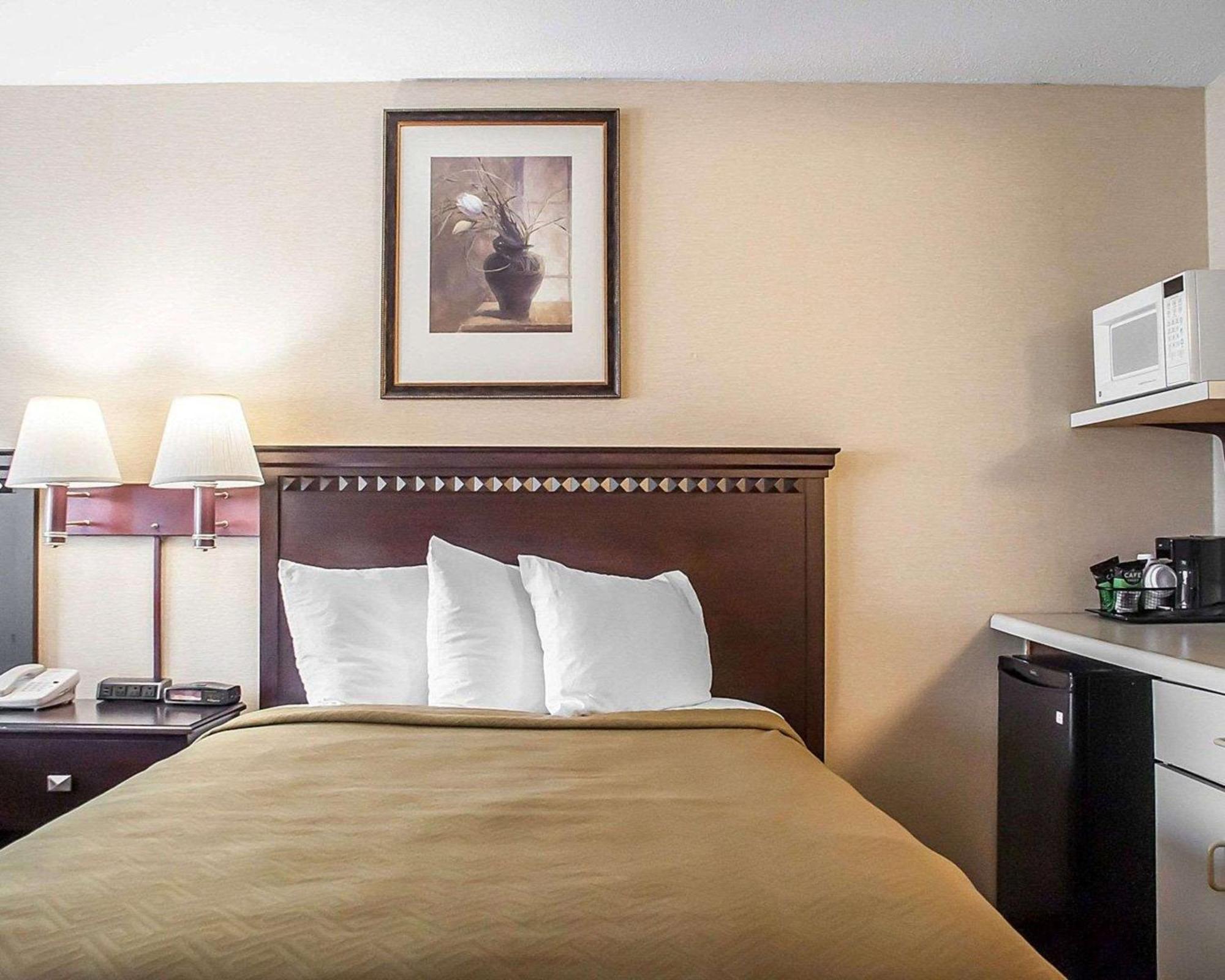 Econo Lodge Elmira-Corning Fisherville Εξωτερικό φωτογραφία