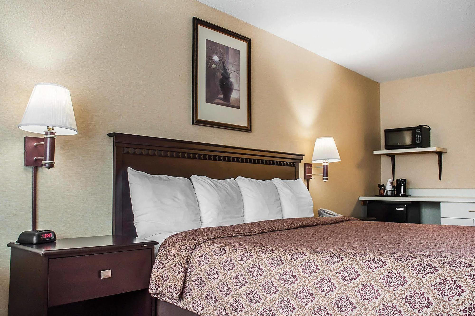 Econo Lodge Elmira-Corning Fisherville Εξωτερικό φωτογραφία